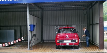 Anbieter - Fahrzeugarten: Neufahrzeuge - Firmeneigene Waschanlage, die gross genug ist für Wohnmobile und Camper - Vogel Wohnmobile